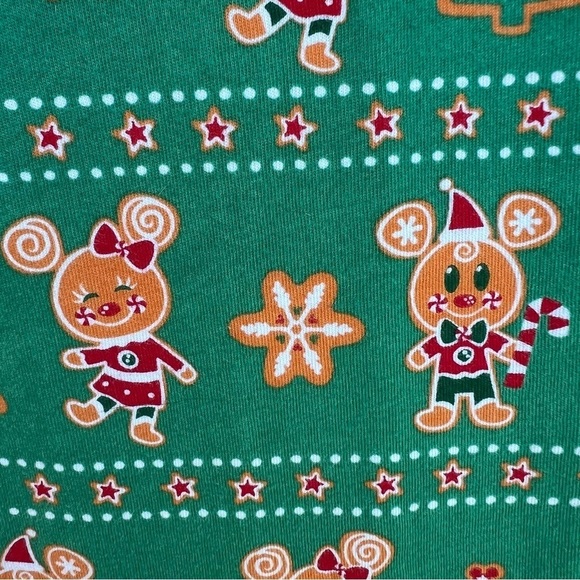 Disney Holiday Christmas Gingerbread Mickey Mouse Minnie Fair Isle Top Med GUC - Picture 4 of 7